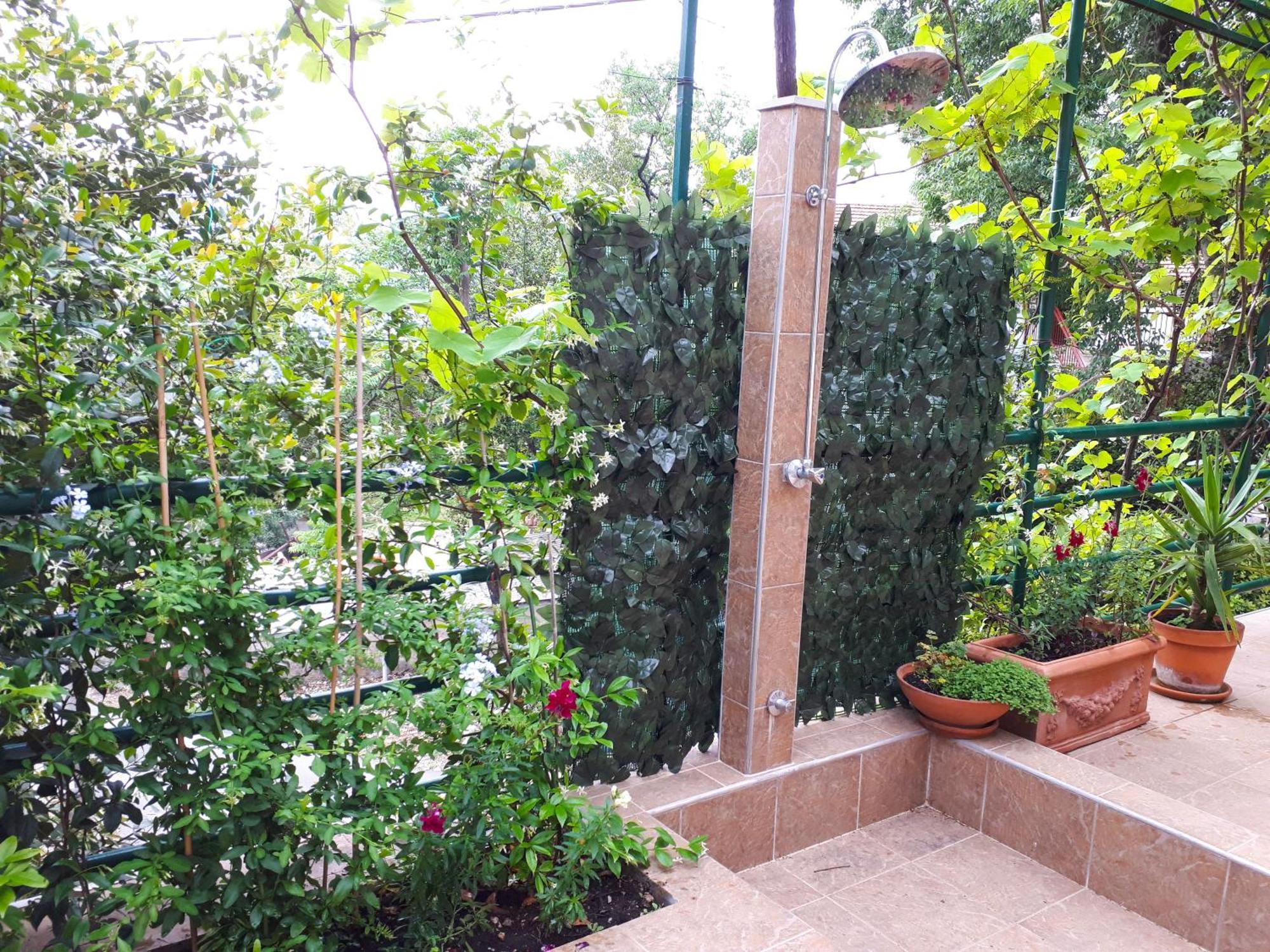 Ecohouse Risan Studio Exterior foto